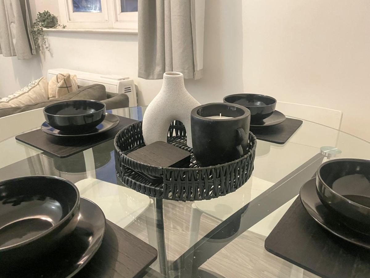 Brighton City Centre 2Br Apartment - Perfect For Contractors, Families & Groups - Free Parking & Walk To Beach 외부 사진